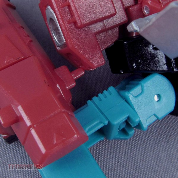 Deluxe Perceptor Convex   TFormers Titans Return Wave 4 Gallery 140 (140 of 185)